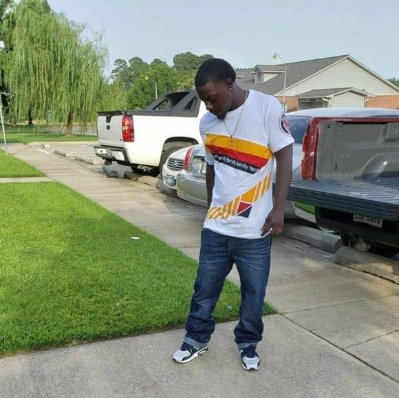 Meet your Posher, Corey - Picture 1 of 1